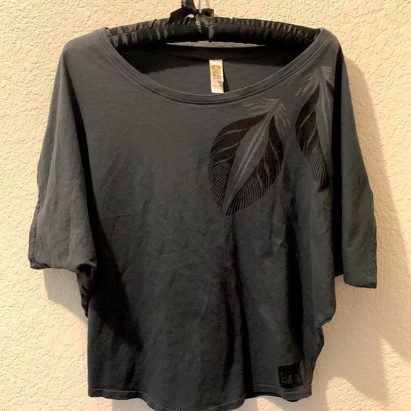 Royal Apparel Tops - Royal Apparel organic bamboo & organic cotton t-shirt